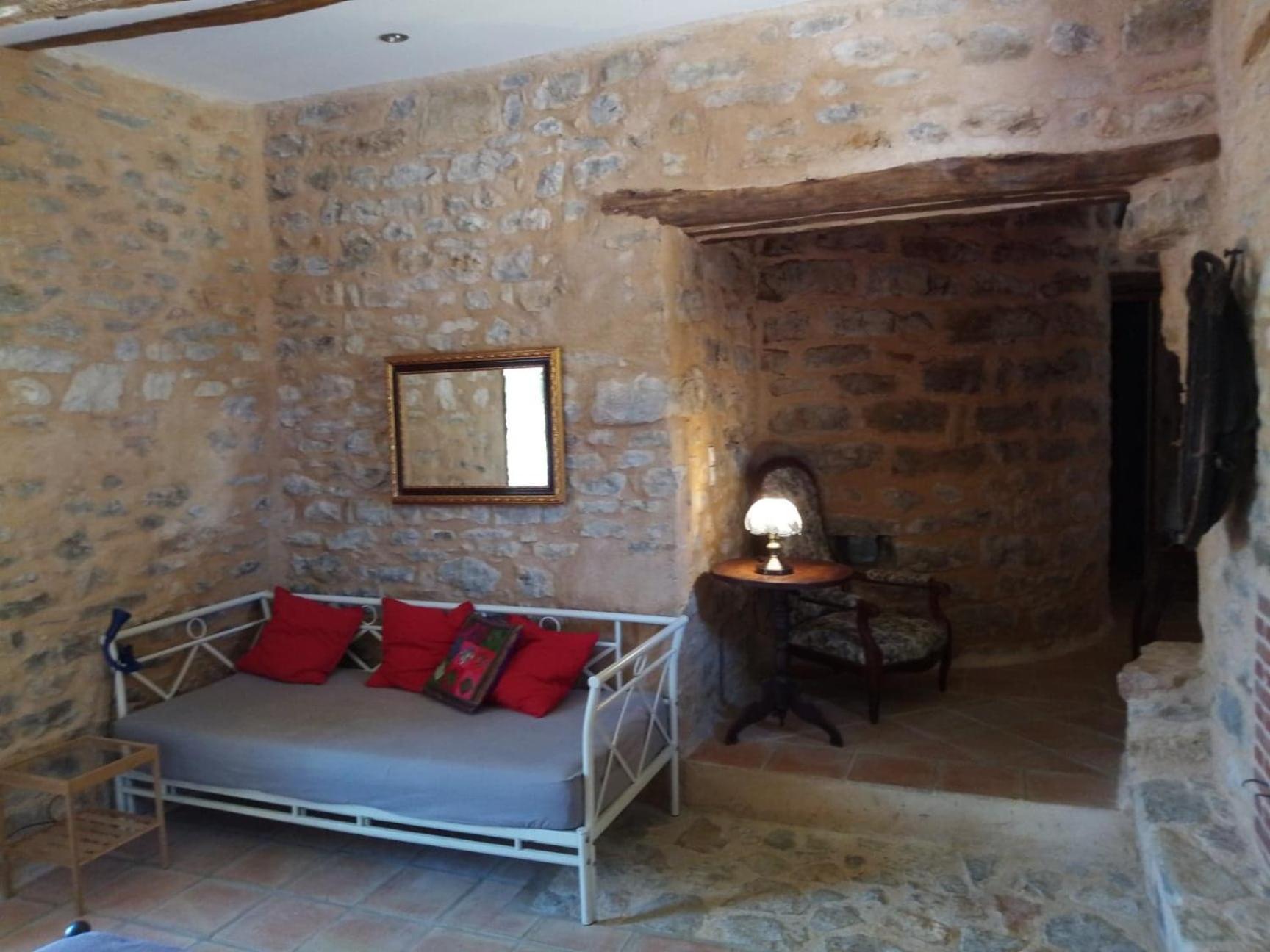 Bed and Breakfast La Prade Basse 82 Сент-Антонен Экстерьер фото